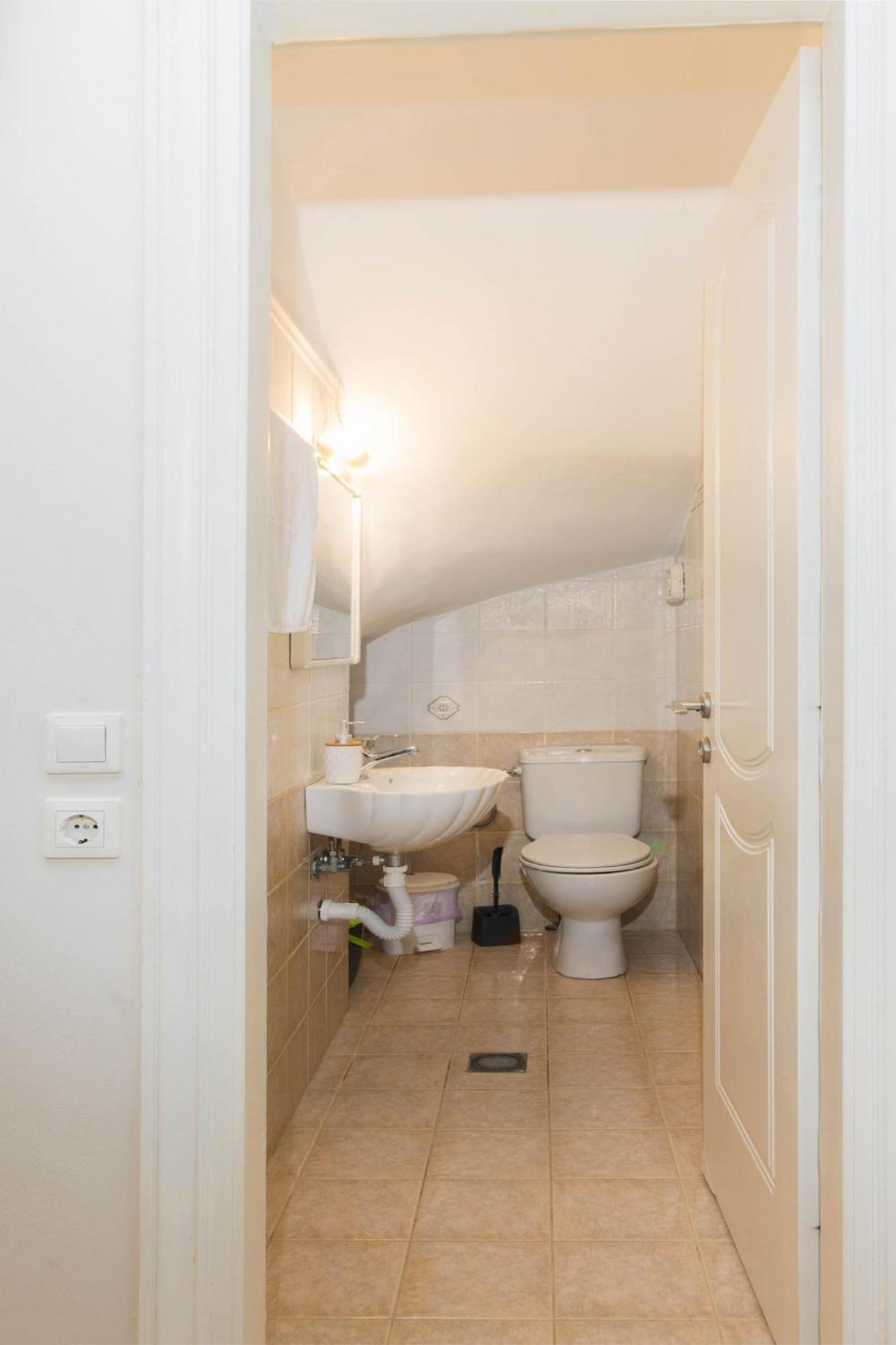 Διωροφη Μεζονετα-2Km Απο Το Κεντρο-Iliana House Leilighet Alepou Eksteriør bilde