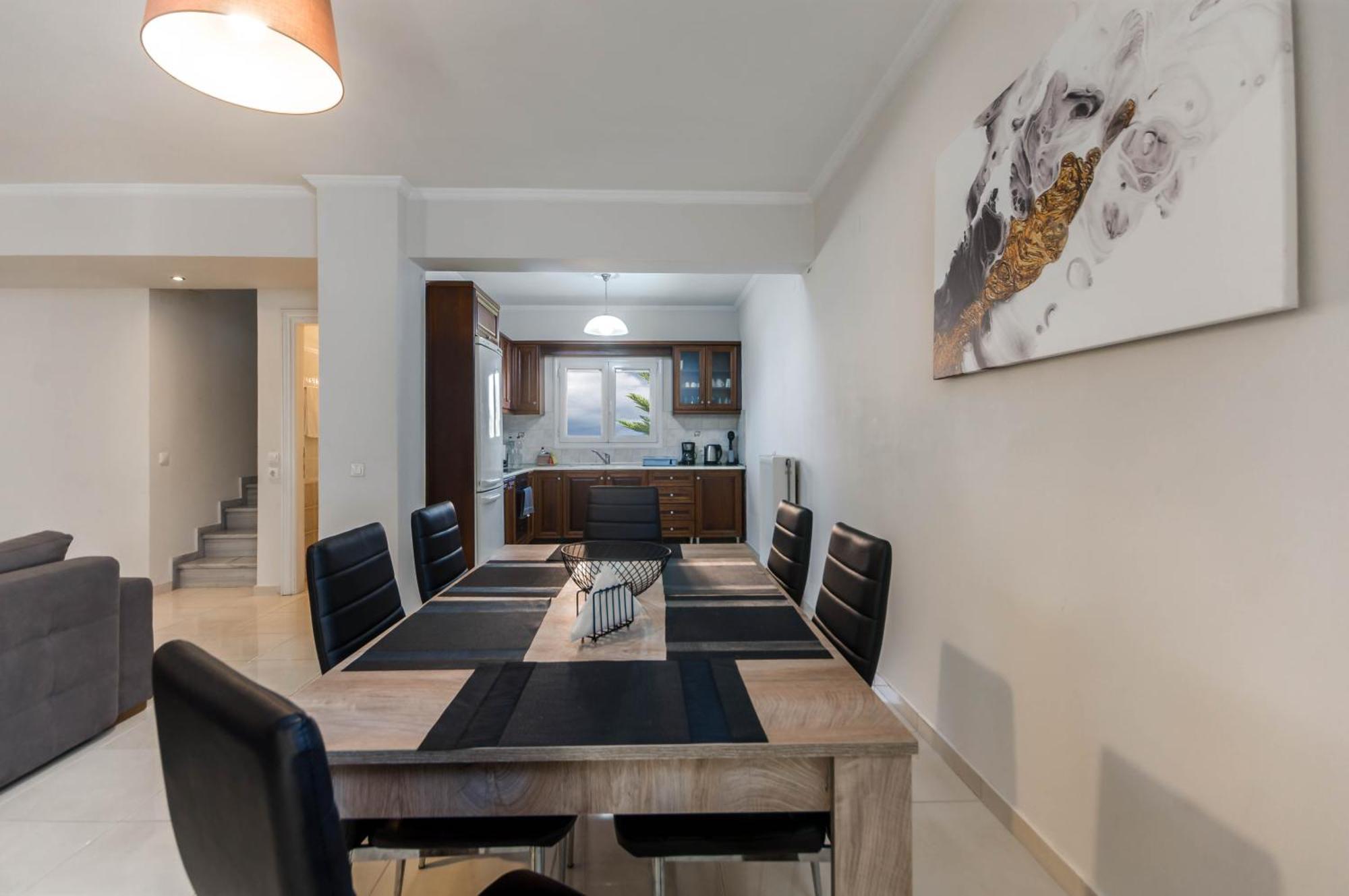 Διωροφη Μεζονετα-2Km Απο Το Κεντρο-Iliana House Leilighet Alepou Eksteriør bilde