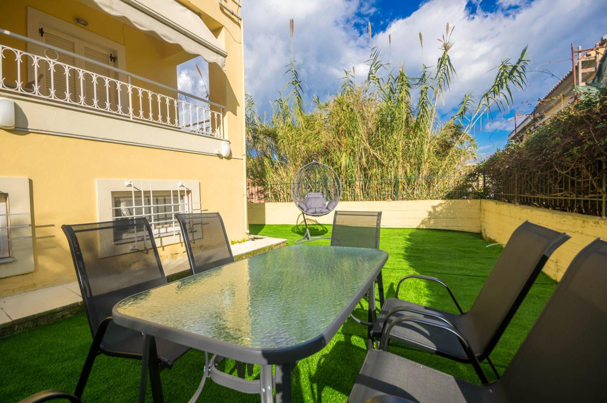 Διωροφη Μεζονετα-2Km Απο Το Κεντρο-Iliana House Leilighet Alepou Eksteriør bilde