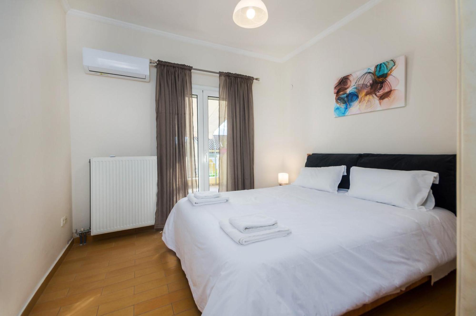 Διωροφη Μεζονετα-2Km Απο Το Κεντρο-Iliana House Leilighet Alepou Eksteriør bilde