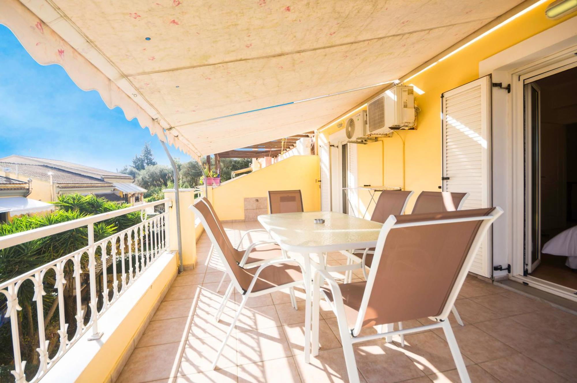 Διωροφη Μεζονετα-2Km Απο Το Κεντρο-Iliana House Leilighet Alepou Eksteriør bilde
